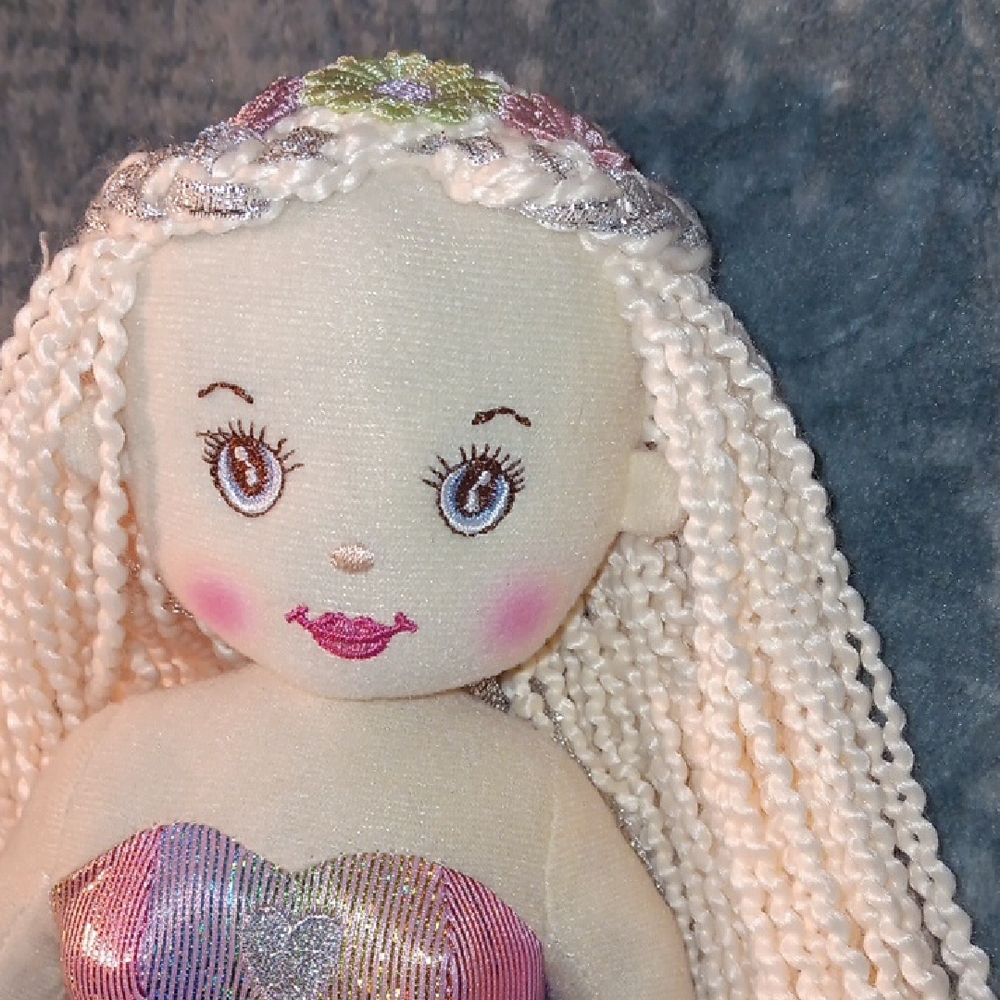 Mermaid Doll - Picture 6 of 12